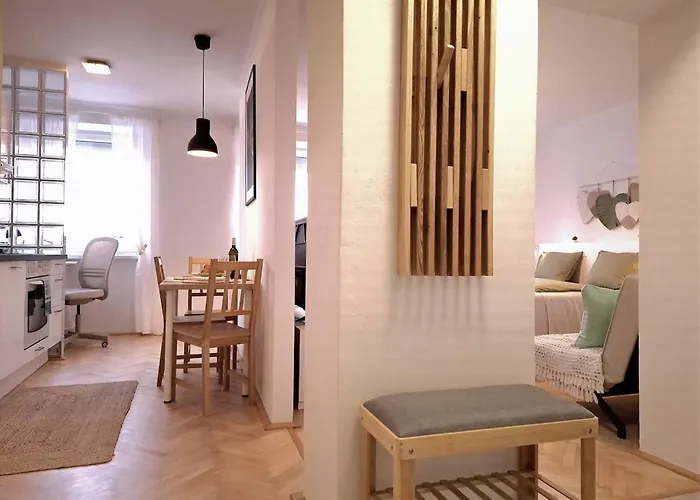 New In The Heart Of The Old Town